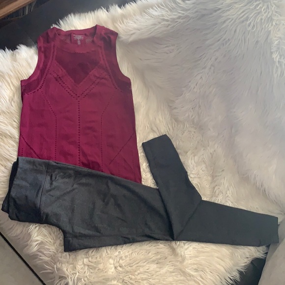 Athleta sport set  sz small too  & legging - Picture 1 of 6